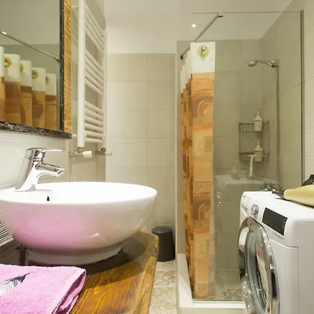 Metro Thission Apartment * Athens